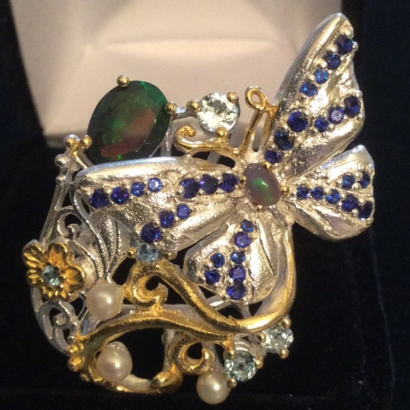 Breathtaking Genuine Sapphire, Black Opals Ring - Picture 1 of 14